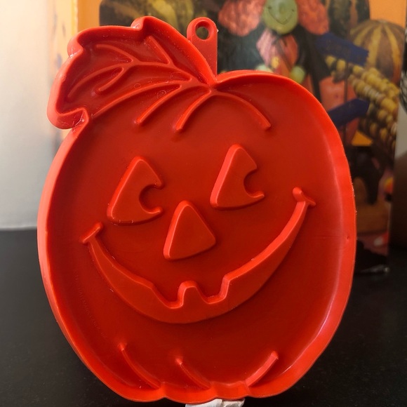 Halloween Candle Holder, Witch Candy Holder, Cookie Cutters - Picture 7 of 16
